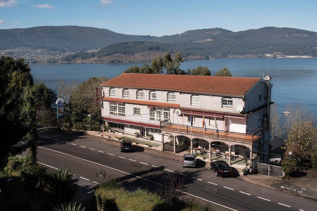 Hotel Santo Apostol Redondela Buitenkant foto